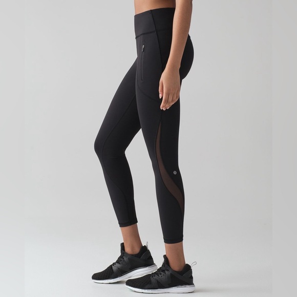 LULULEMON Invigorate 7/8 Tight - Black - Picture 1 of 7